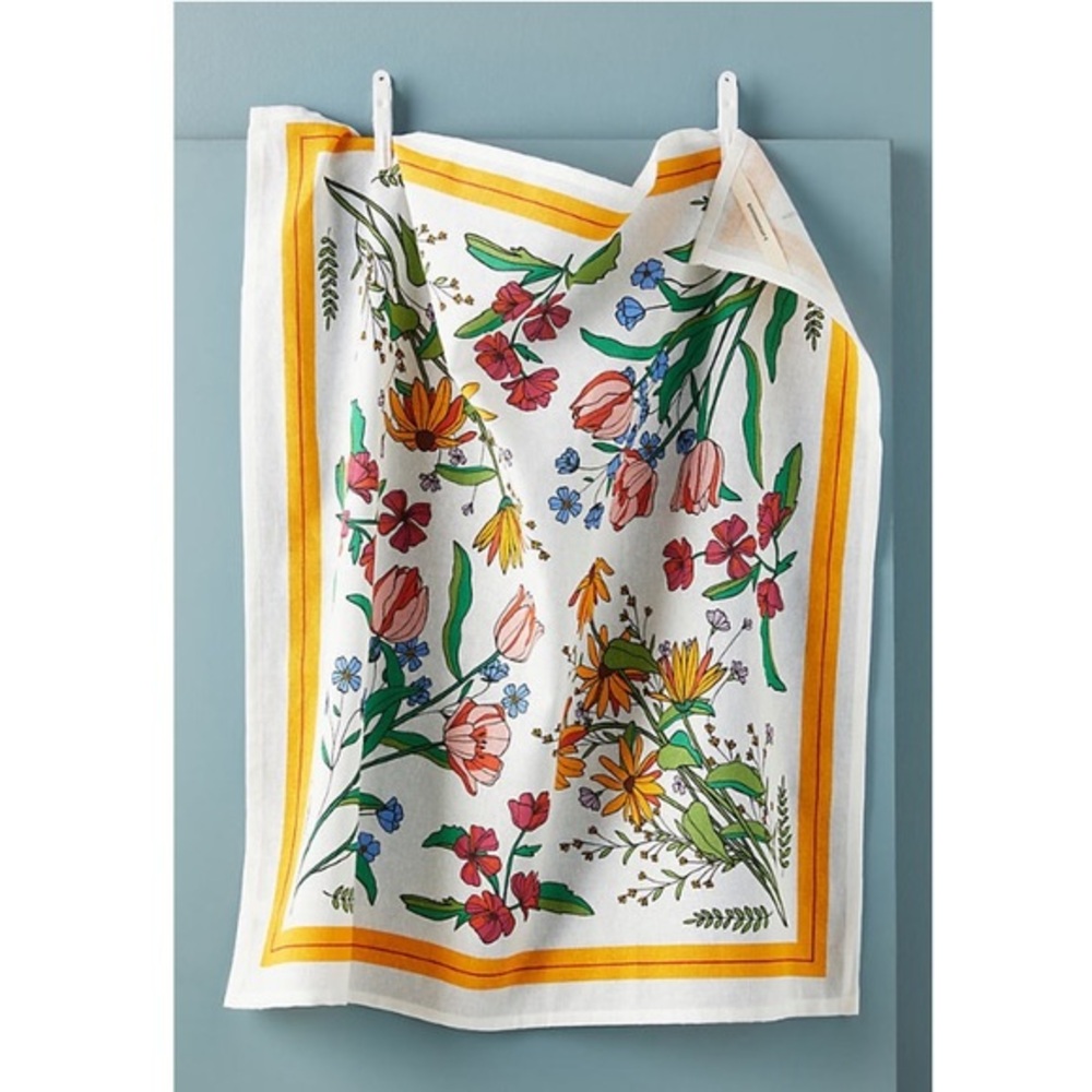 New! ANTHROPOLOGIE
Bandana Dish Towel By Anthropologie In White Size Dishtowel